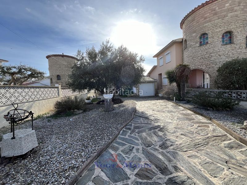 Foto 4a8c6561-5d2a-483c-bb09-9c4c7be4e504. Xalet amb aparcament piscina a Tordera - Fluvià - Llobregat Empuriabrava
