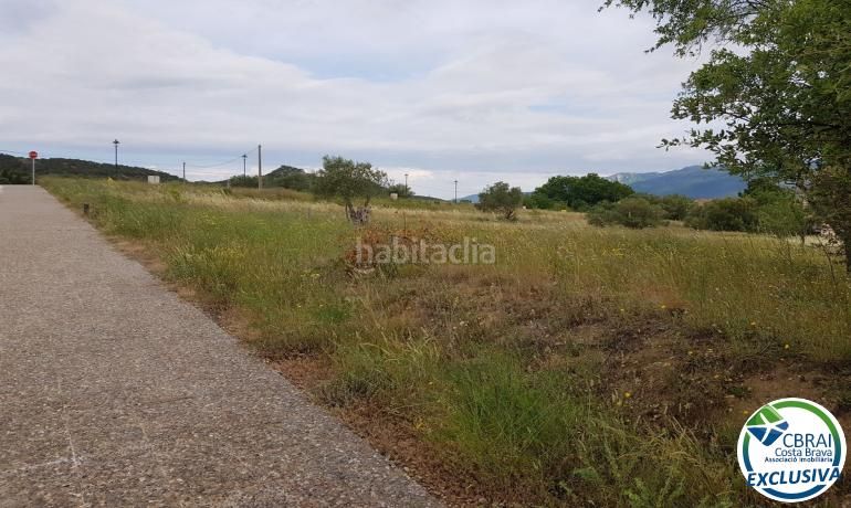 Foto 7987e84f-cf99-4ba1-b1db-1c2e0be19688. Terreny residencial a Darnius