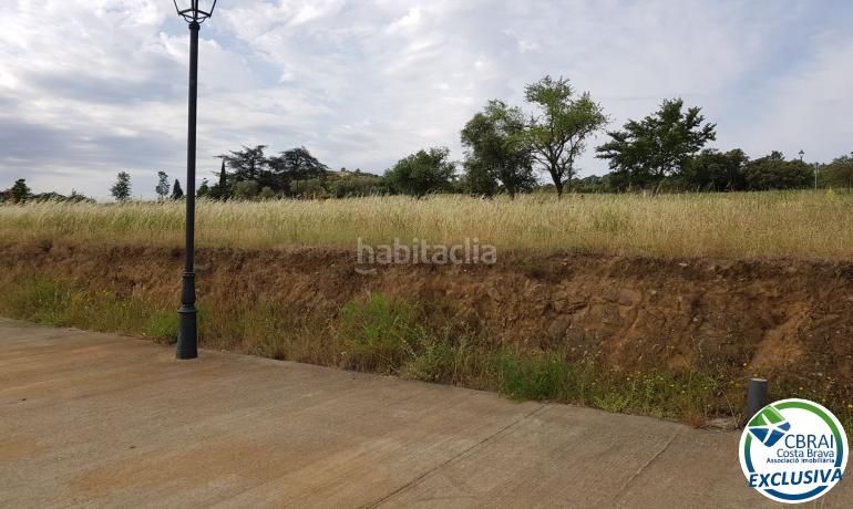 Foto caed465f-a586-4849-b5f9-228f0b99abcd. Terreny residencial a Darnius