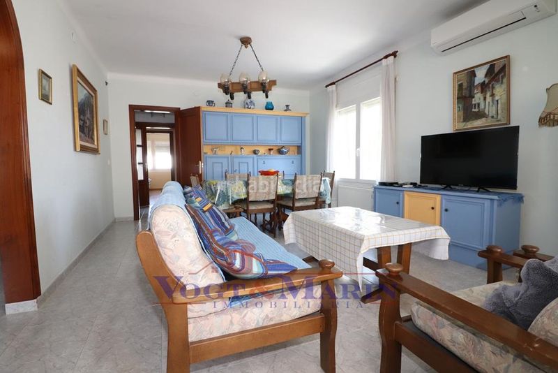 Foto 51d8456d-f1fd-4263-b14b-f95601a85e17. Casa amb calefacció aparcament piscina a Montgrí Empuriabrava