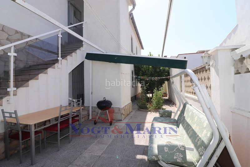 Foto 7d1c5e63-0a45-4edd-8ba1-a3bd51d30adc. Casa amb calefacció aparcament piscina a Montgrí Empuriabrava