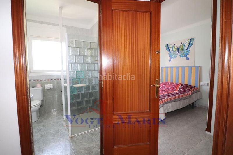 Foto a5296ae1-51e2-4339-ae5e-66e27a1e6c50. Casa amb calefacció aparcament piscina a Montgrí Empuriabrava