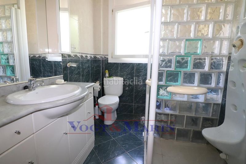 Foto a9e74e5e-3ba5-486c-8f77-a3664b1574c2. Casa amb calefacció aparcament piscina a Montgrí Empuriabrava