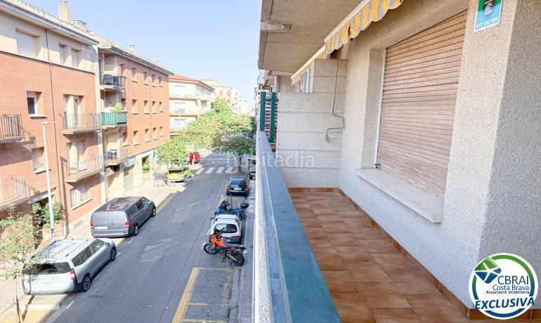 Foto 9dddb232-5d67-4e5f-9b8e-0b541414e3a4. Apartament amb calefacció a Centre Roses