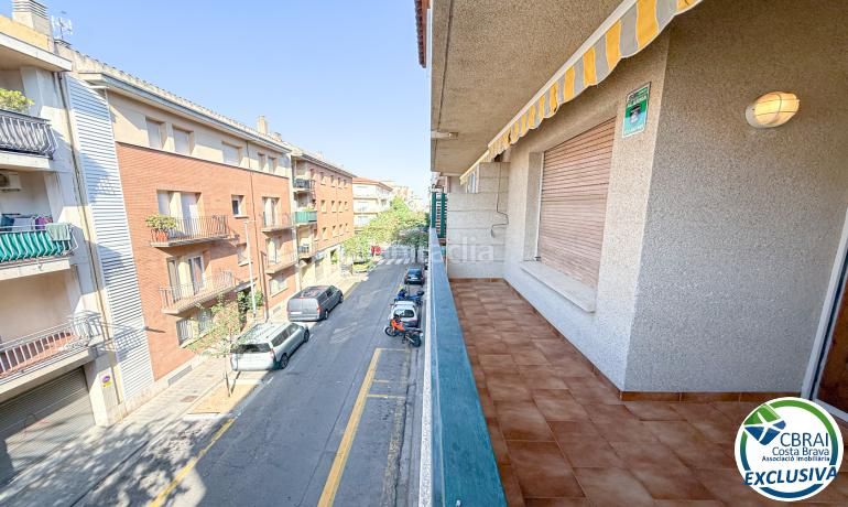 Foto b83fb5b9-baf4-4710-bc8d-86d555b72d23. Apartament amb calefacció a Centre Roses