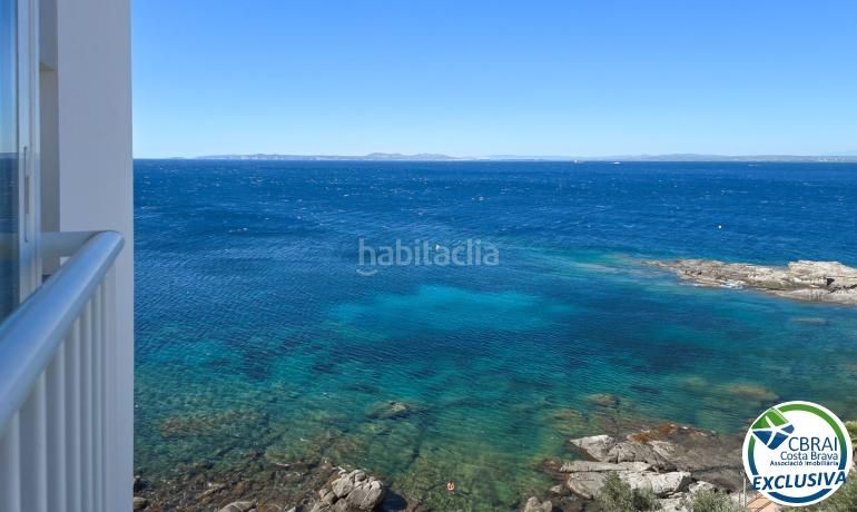 Foto 24b82fc5-6e3d-4fe3-a84e-a89fb99926b4. Apartament amb calefacció aparcament piscina a Puig Rom-Canyelles-Almadrava Roses