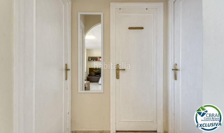 Foto bb869c4f-bf97-43eb-9b90-81fe41e1ecbc. Apartament amb calefacció aparcament piscina a Puig Rom-Canyelles-Almadrava Roses