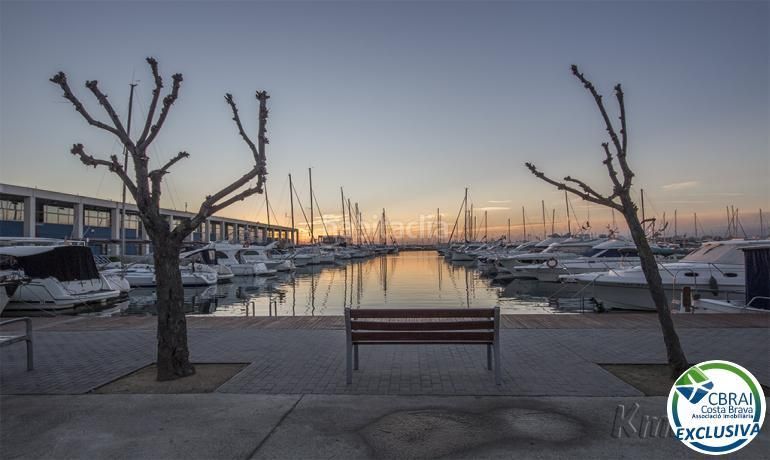 Foto b5e23e46-b070-4a2c-bcef-af02c3bfe917. Apartament amb calefacció a Puig Rom-Canyelles-Almadrava Roses