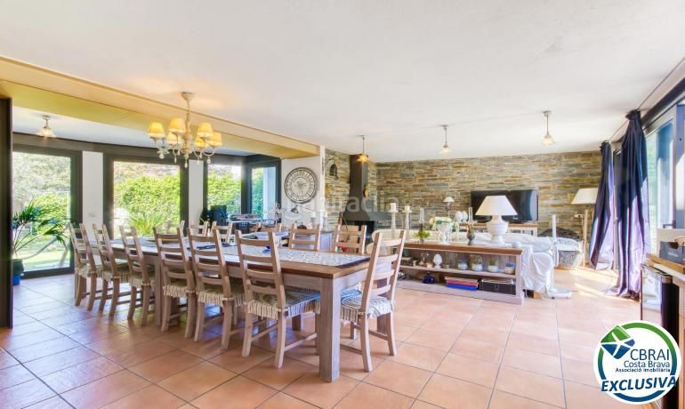 Foto e82e501f-3643-424d-8a38-1373d5b31ebc. Casa amb calefacció aparcament a La Vila Llançà
