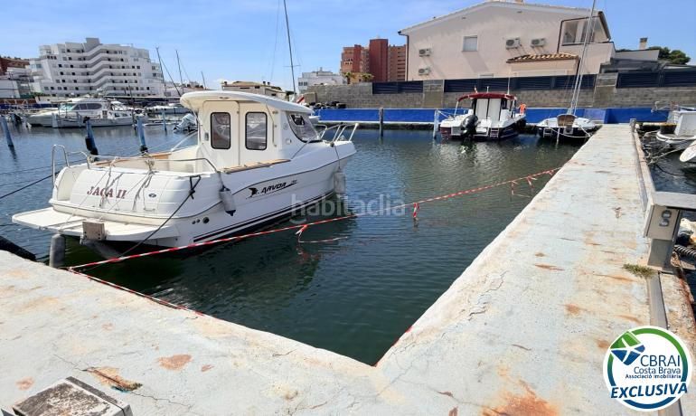 Foto 830d4f4d-ac73-4fd4-a88e-9d739c27a00d. Aparcament cotxe a Santa Margarida Roses