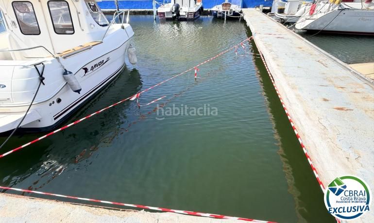 Foto a8bac18c-369b-4544-8e2e-e9beaa2bda21. Aparcament cotxe a Santa Margarida Roses