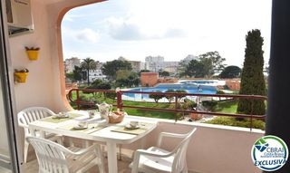Apartament a Santa Margarida. Apartamento con licencia turística y piscinas comunitarias