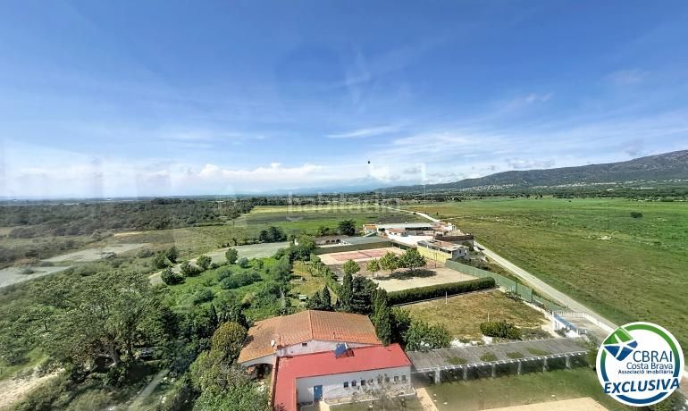Foto bbe63e13-b042-480b-8fc4-4897550d2483. Estudi amb calefacció piscina a Nord Roses