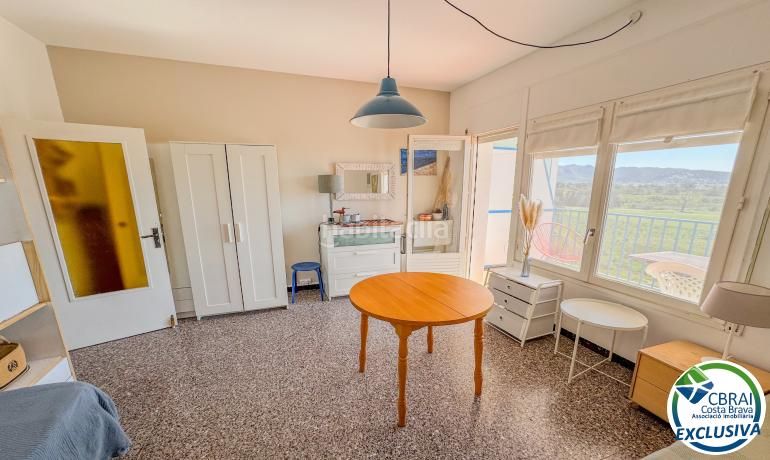 Foto f5705f0a-80cc-4cf1-8c1c-0e758054fe59. Apartament amb aparcament piscina a Nord Roses