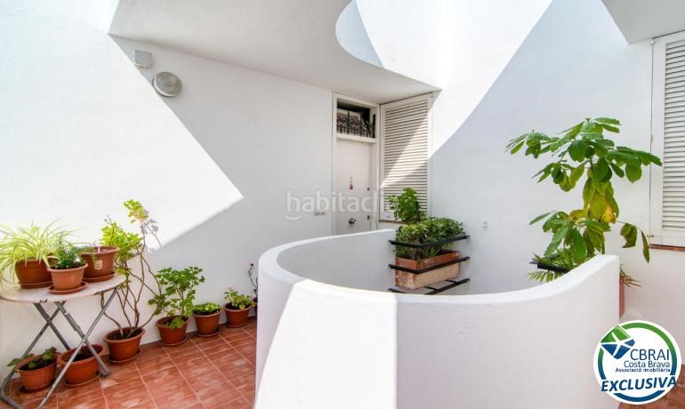 Foto 358ca490-d49e-4e30-aec0-b8cc94686b50. Apartament a Centre Roses