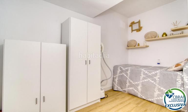 Foto 3cd0025f-8d4c-4da6-a815-35f2a6d17bfc. Apartament a Centre Roses