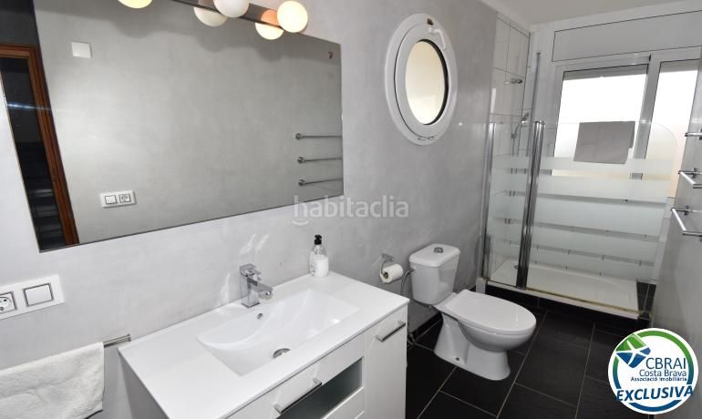 Foto f127597f-33b4-4857-a680-dc7a4430ab72. Casa amb calefacció aparcament piscina a Salins - Cavall de Mar Empuriabrava