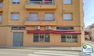 Geschäftsraum in Sant Pere Pescador. Bar-restaurante equipado en sant pere pescador