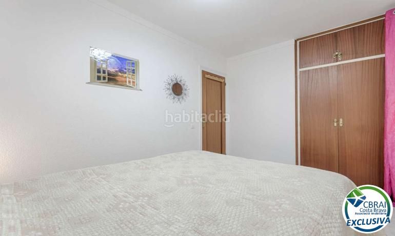 Foto 6497ee97-c01b-4c9b-b9a3-e6da7fc073ef. Apartament a Centre Roses