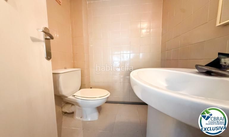 Foto 0ab0f681-2ec9-4a04-ba17-2544ffd87793. Local comercial a Carretera de Roses-Fossos Figueres