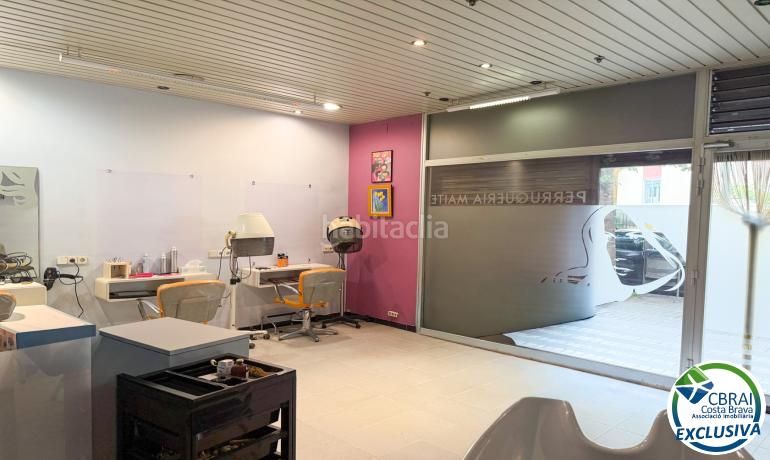 Foto f2316005-e9f3-46b1-98ad-1175eb245f71. Local comercial a Carretera de Roses-Fossos Figueres