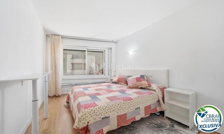 Foto cc25a271-1348-453f-a323-2c515a846abd. Pis amb calefacció a Centre Roses