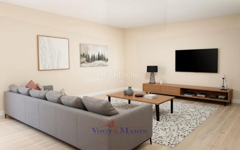 Foto 5d7905f3-196b-4159-83a2-7916b74b2204. Local comercial a Eixample-Horta Capallera Figueres