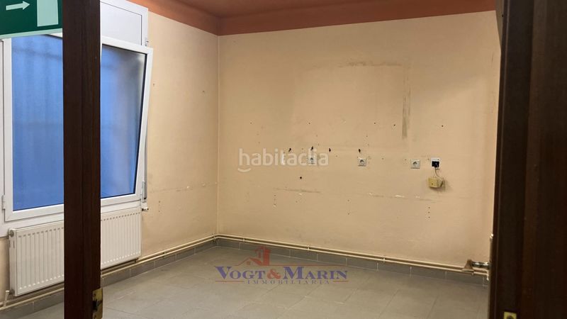 Foto 85928987-0140-4f78-81d5-42f217c0b486. Local comercial a Eixample-Horta Capallera Figueres