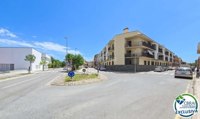 Foto a567249d-3d03-4797-a6e6-ca665d76b698. Àtic amb aparcament a Carretera de Roses-Fossos Figueres