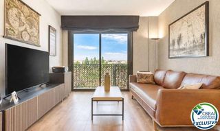 Attico  Carrer taure. Ático-dúplex moderno con gran terraza panorámica en figueres