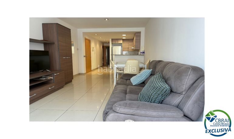 Foto b9699fbf-f7b6-4faf-a09f-6c261d3029b1. Apartament amb calefacció a Centre Roses