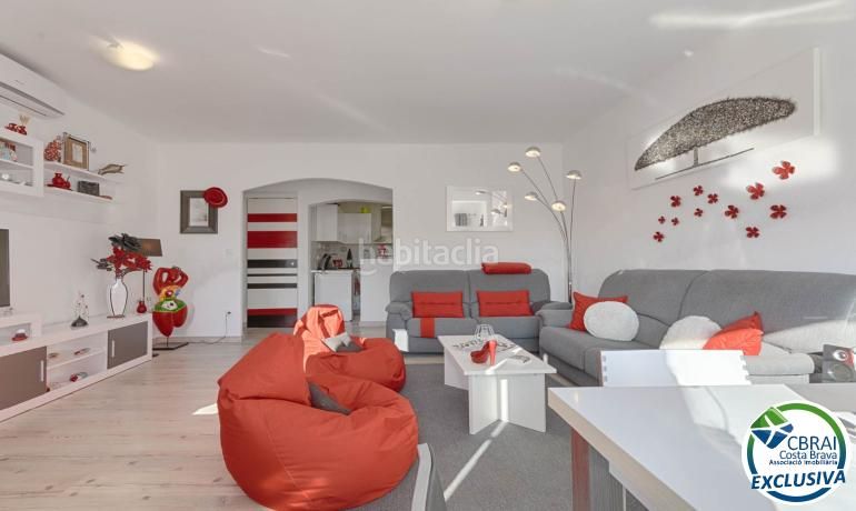 Foto 1cc9c8dc-6df4-4336-a803-c830972697fb. Appartement mit heizung in Centre Roses