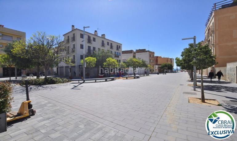 Foto e0a669f6-2330-449f-a477-06d380932c1b. Appartement mit heizung in Centre Roses