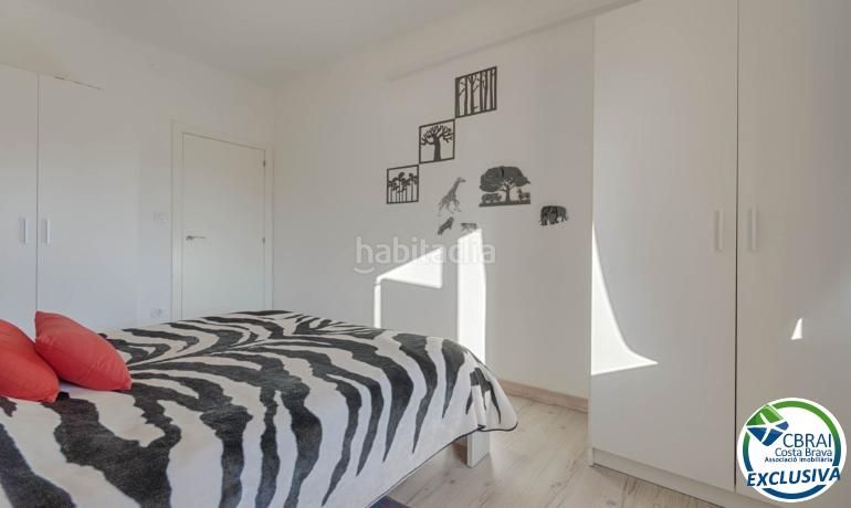 Foto ed7ec6d7-0de5-42f4-9d4e-08504a1a0386. Appartement mit heizung in Centre Roses