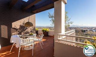 Dachwohnung  Avinguda de salvador dalí i domènech. Ático moderno con gran terraza y vista despejada en figueres
