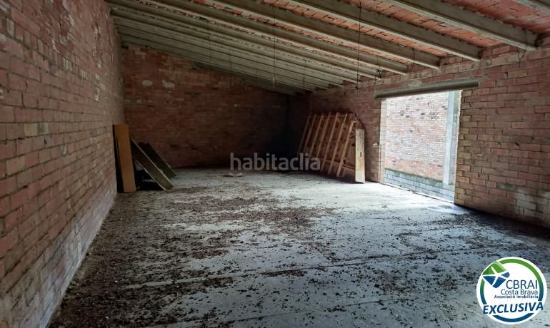 Foto e72e92ca-5f91-463e-903b-8bf5b229b910. Local comercial a Peralada