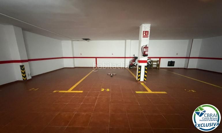 Foto 899b1d3f-9643-4af8-acd2-87e71389bc58. Apartament amb calefacció aparcament a Centre Roses