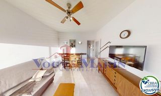 Apartment  Carrer lisboa. Apartamento con terraza y vistas despejadas en mas oliva, roses