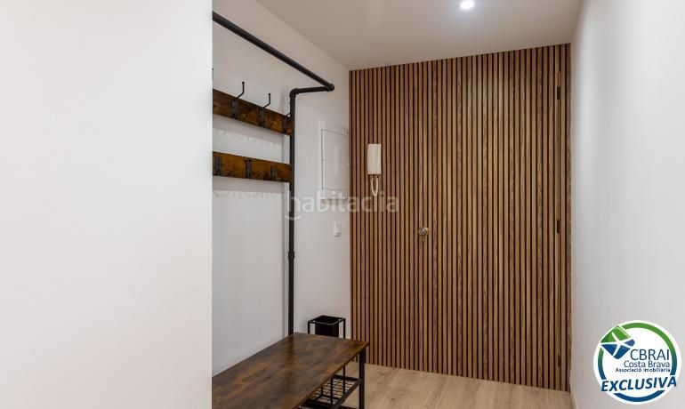 Foto 310d0788-3cff-46b6-85a9-ad149032a67b. Apartament amb calefacció a Centre Roses