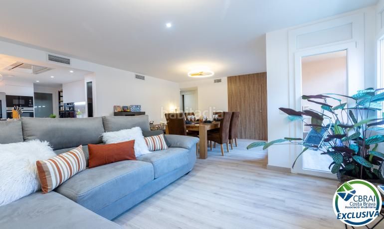 Foto 47018ffd-8802-4200-9707-82e7bed63b8b. Apartament amb calefacció a Centre Roses