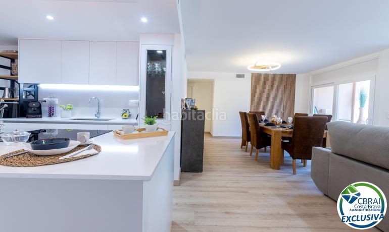 Foto e6c3f114-d1c8-4752-ba98-761aebb8d6b2. Apartament amb calefacció a Centre Roses