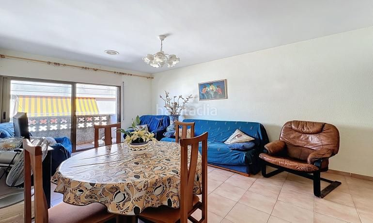 Foto 8db5bf8f-1d21-46e7-b78a-7719ac7f064b. Apartament a Centre Roses