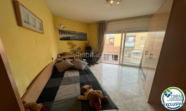 Foto 3479d213-3706-42ba-8c2a-f4a93ac09ae9. Apartament amb calefacció a Centre Roses