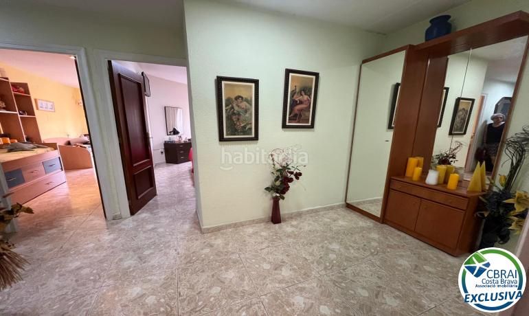 Foto 4e2d8105-e61d-4a7f-9456-b0b335edc41a. Apartament amb calefacció a Centre Roses