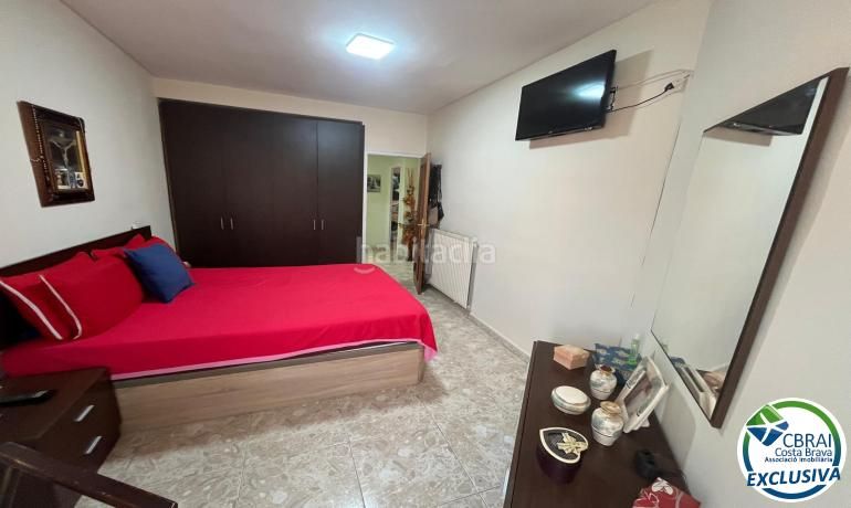 Foto ad8e7102-c3cd-4097-82bd-f141a7af970f. Apartament amb calefacció a Centre Roses