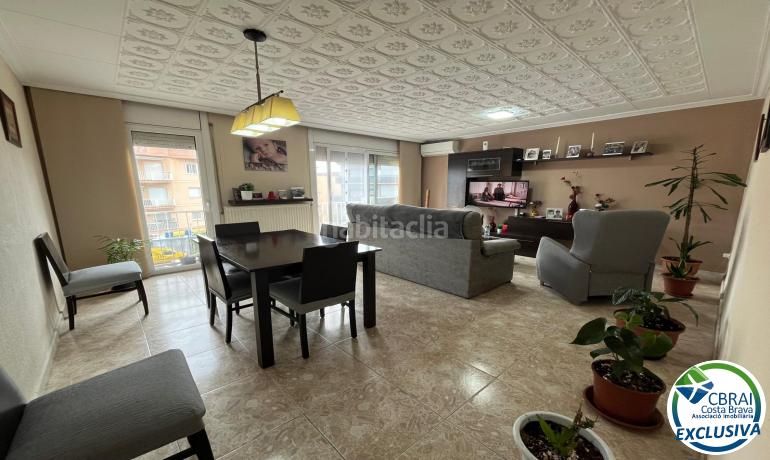 Foto e075da5d-97f2-40e4-9e93-9693affae764. Apartament amb calefacció a Centre Roses