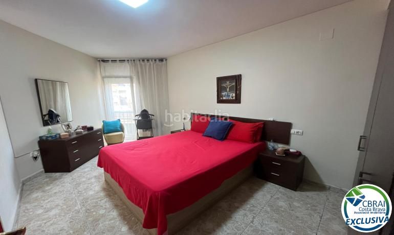 Foto eb684870-69b5-423b-bd17-f448b71e4058. Apartament amb calefacció a Centre Roses