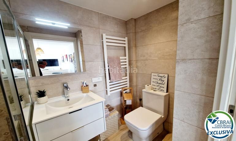 Foto 14d0d0de-0fbf-43f5-b0a8-9bd6cd96bcc3. Apartament amb aparcament a Port Banyuls - Port Alegre - Port Empordà Empuriabrava