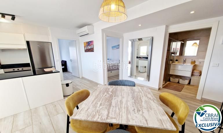 Foto 6568525a-f168-484f-a493-fc4967d97694. Apartament amb aparcament a Port Banyuls - Port Alegre - Port Empordà Empuriabrava