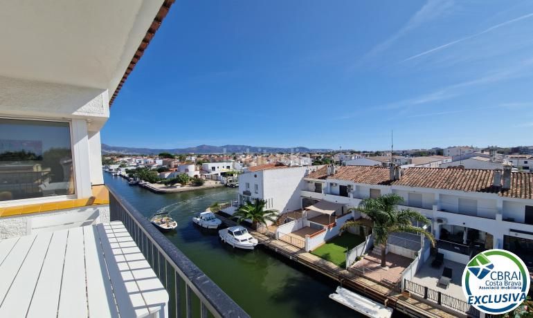Foto 7bcea605-02a7-4efe-a5f8-82d933458e7b. Apartament amb aparcament a Port Banyuls - Port Alegre - Port Empordà Empuriabrava